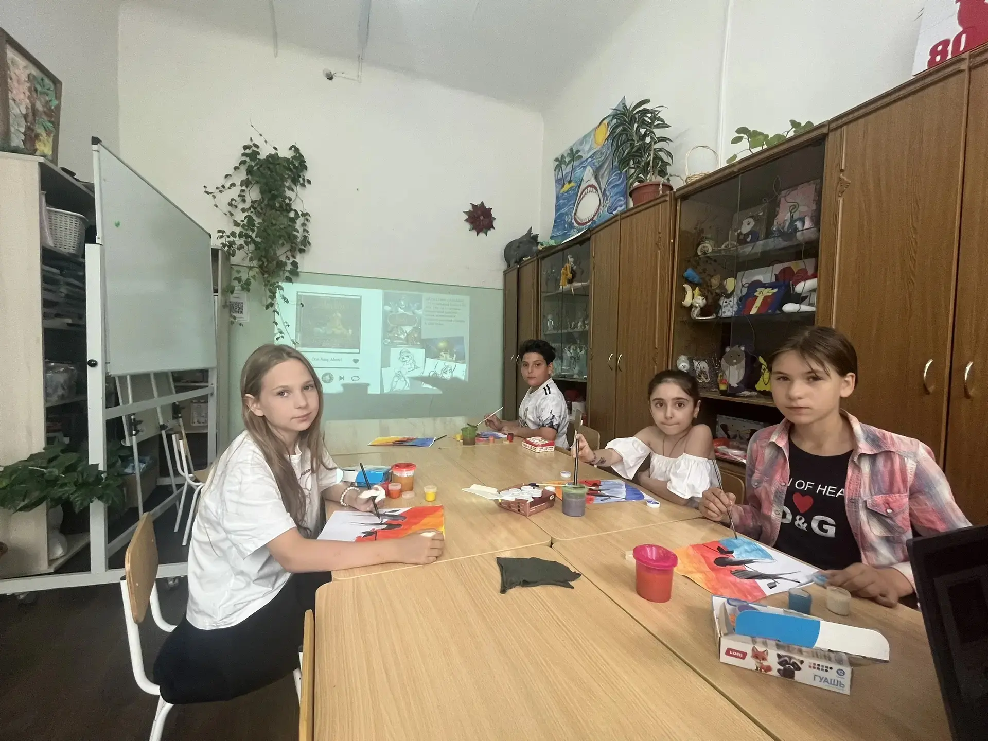 В Районном Доме детства и юношества каждый день превращается в маленькое приключение. Сегодня воспит