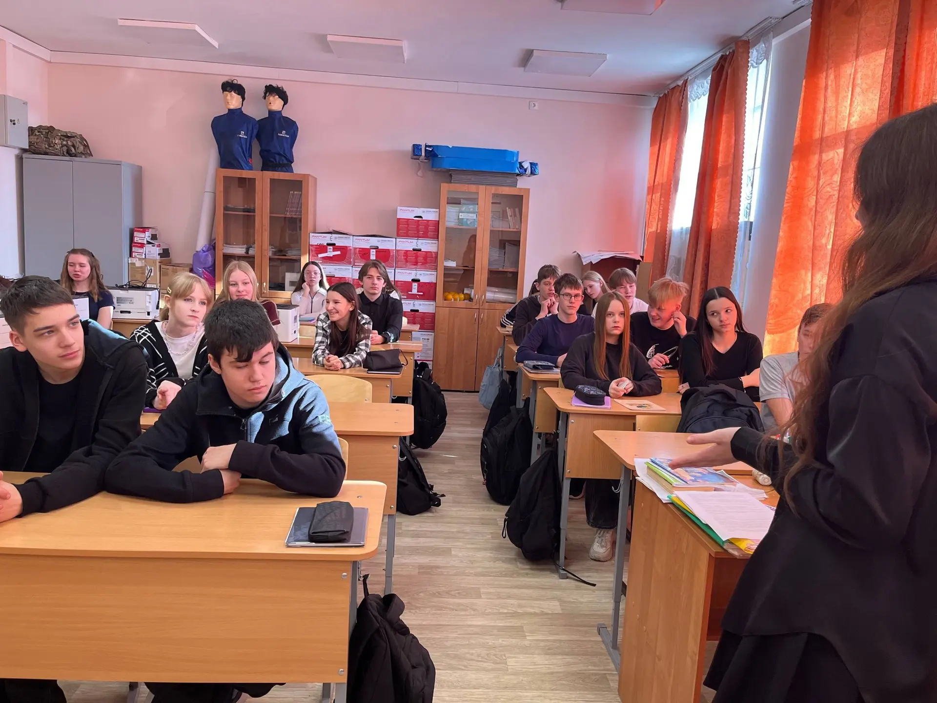 🖇️ Меня зовут Маненкова Кира, в этом учебном году создала проект по теме: "Как справит...