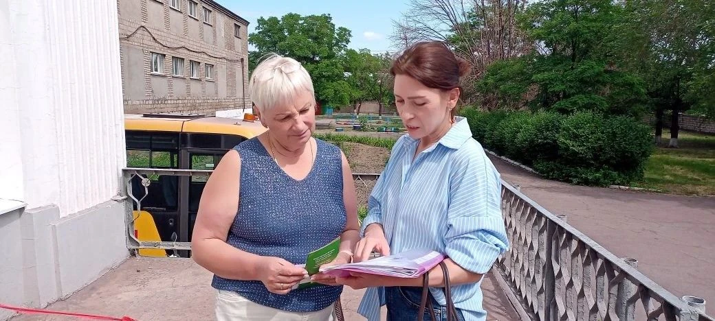 Согласно утвержденному графику работы мобильного офиса, в микрорайоне «п. им. Горького» г. Алчевска 