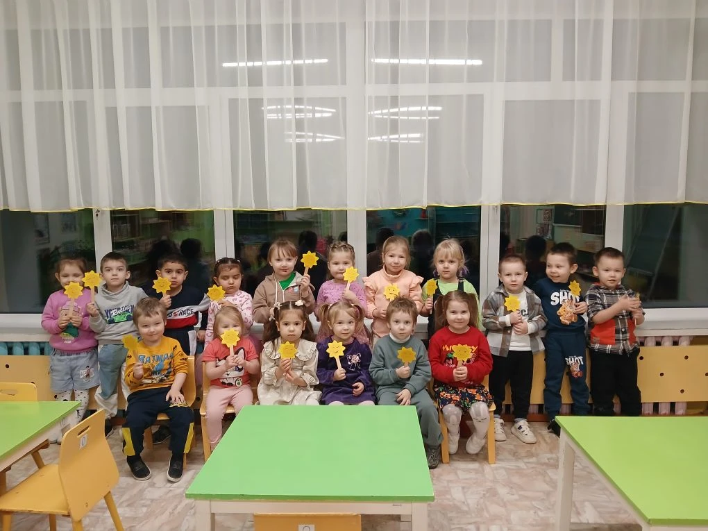 Улыбка — залог успеха,