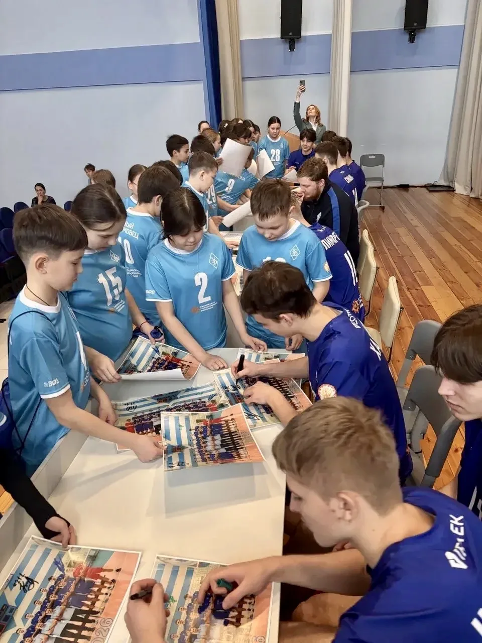 🏐 В нашей гимназии зажигали звезды волейбола! 🔥  Друзья, у нас потрясающая новость! В стенах гимнази