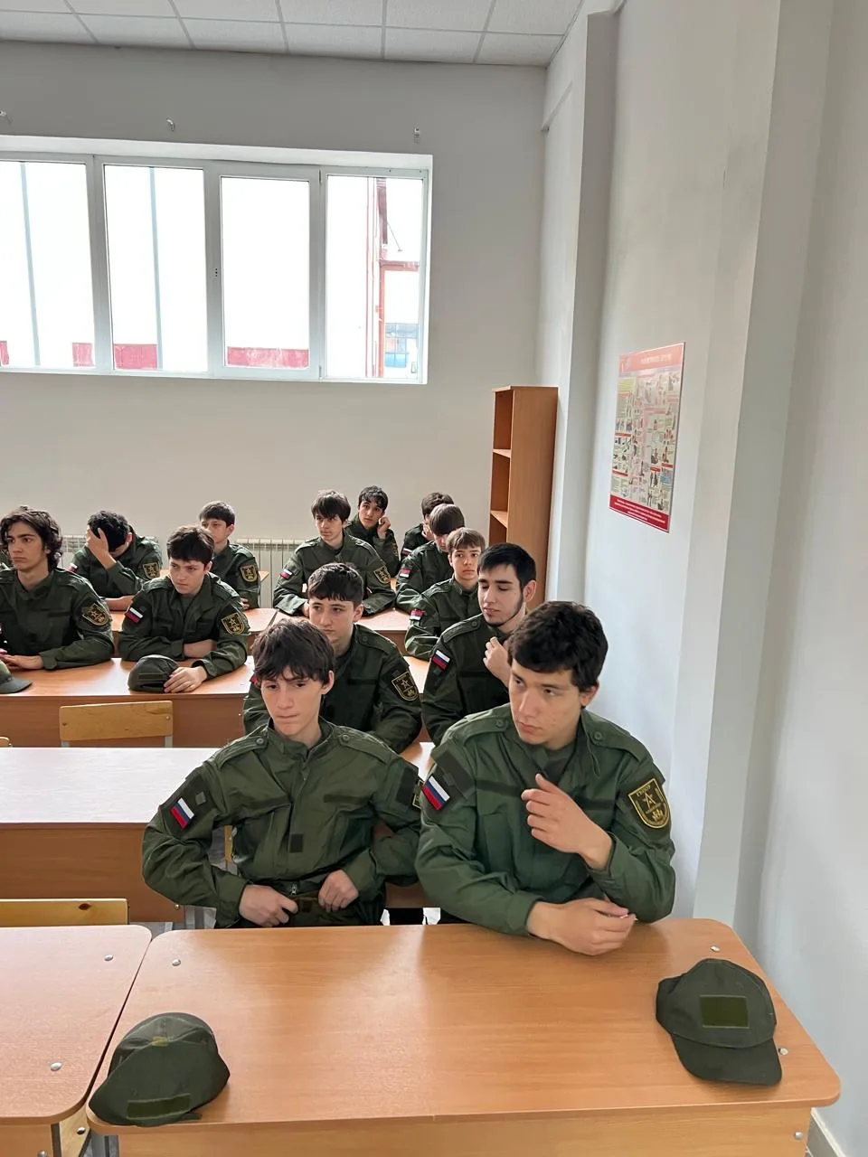 С 18 по 22 мая 2026 года юноши 10-х классов нашей школы проходили военно-спортивные  сборы в ГБУ ДО 
