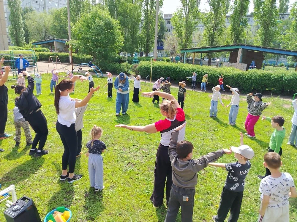 🏅 Весёлые старты: родители и дети — одна команда!