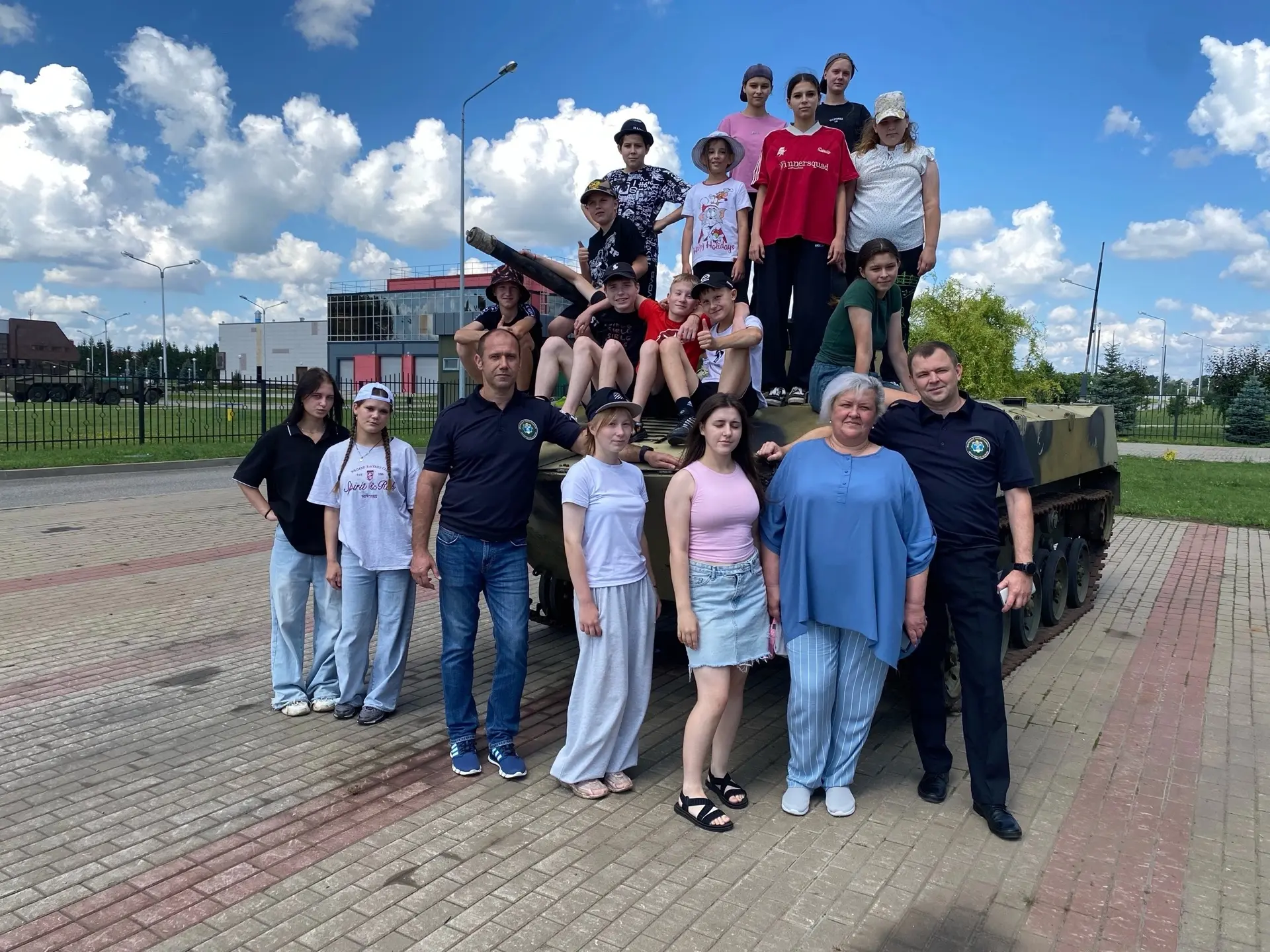 Военно-историческая экскурсия и поездка на бронетранспортёре — это впечатления, которые останутся в 