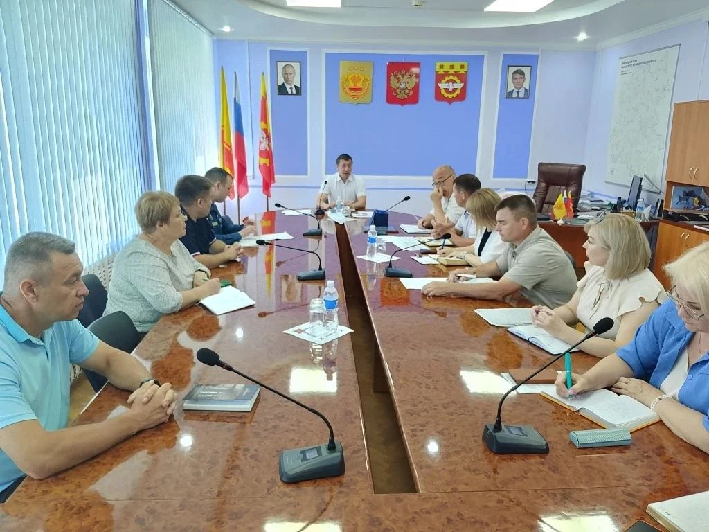 Оперативное совещание: коротко о главном в Канашском округе

🏠 Жилье: Сформирован список молодых се