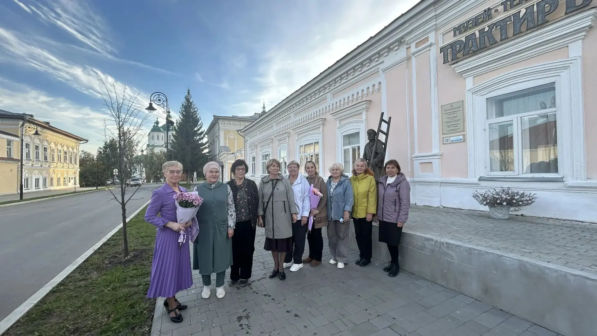 Сегодня в Управлении образования состоялась торжественная встреча с ветеранами педагоги...