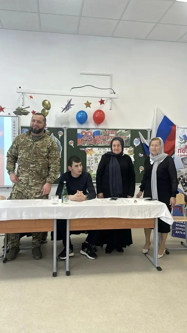 📚Вчера в нашей школе состоялась значимая встреча с участником специальной военной операции — Тахтаро