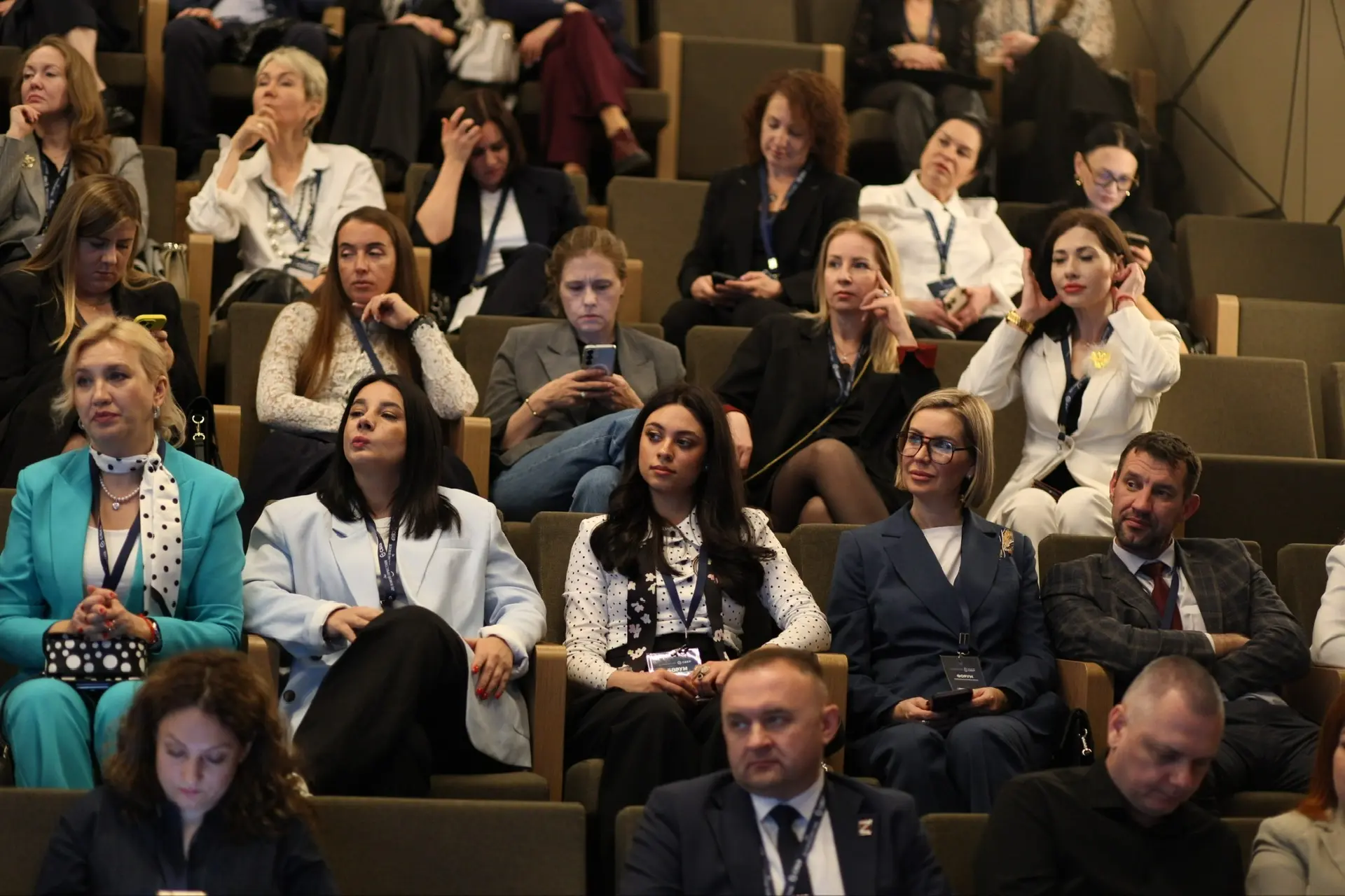 ⚡️Приняла участие в пленарной сессии «Национальные проекты России: среда возможностей для бизнеса и 