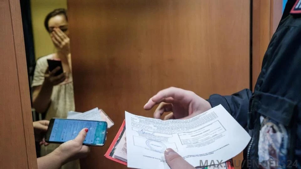 👮‍♂️ Жителям Энгельса и Дергачей грозит до 5 лет за фиктивные договоры с мигрантами