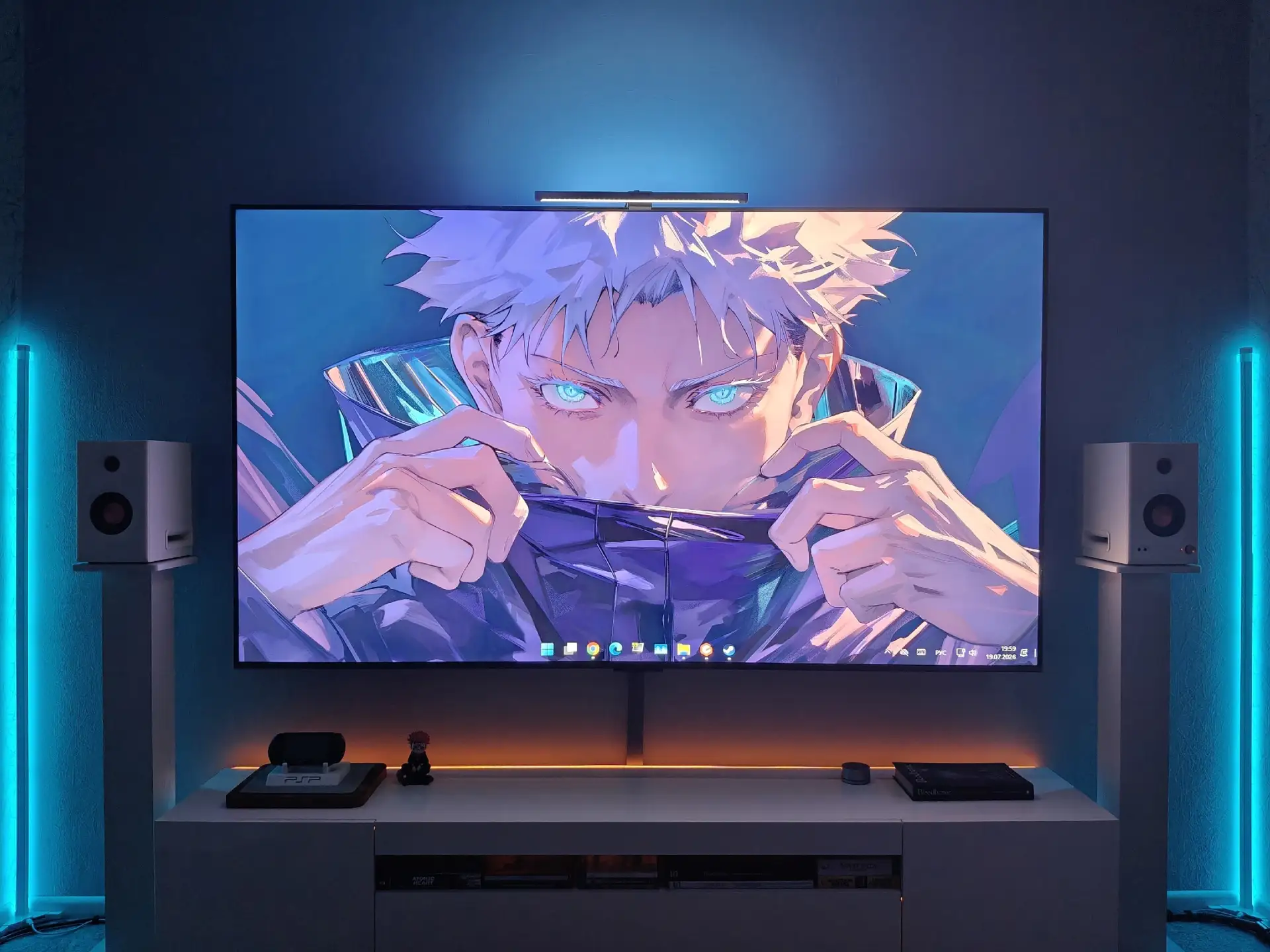 Диванный воин setup:
Tcl 85 дюймов 4к/ 144 герц/ mini led
Rtx 5070 ti + 7800 x3d
Edifier mr5
Делал д