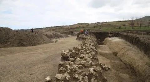 Тиритакский вал