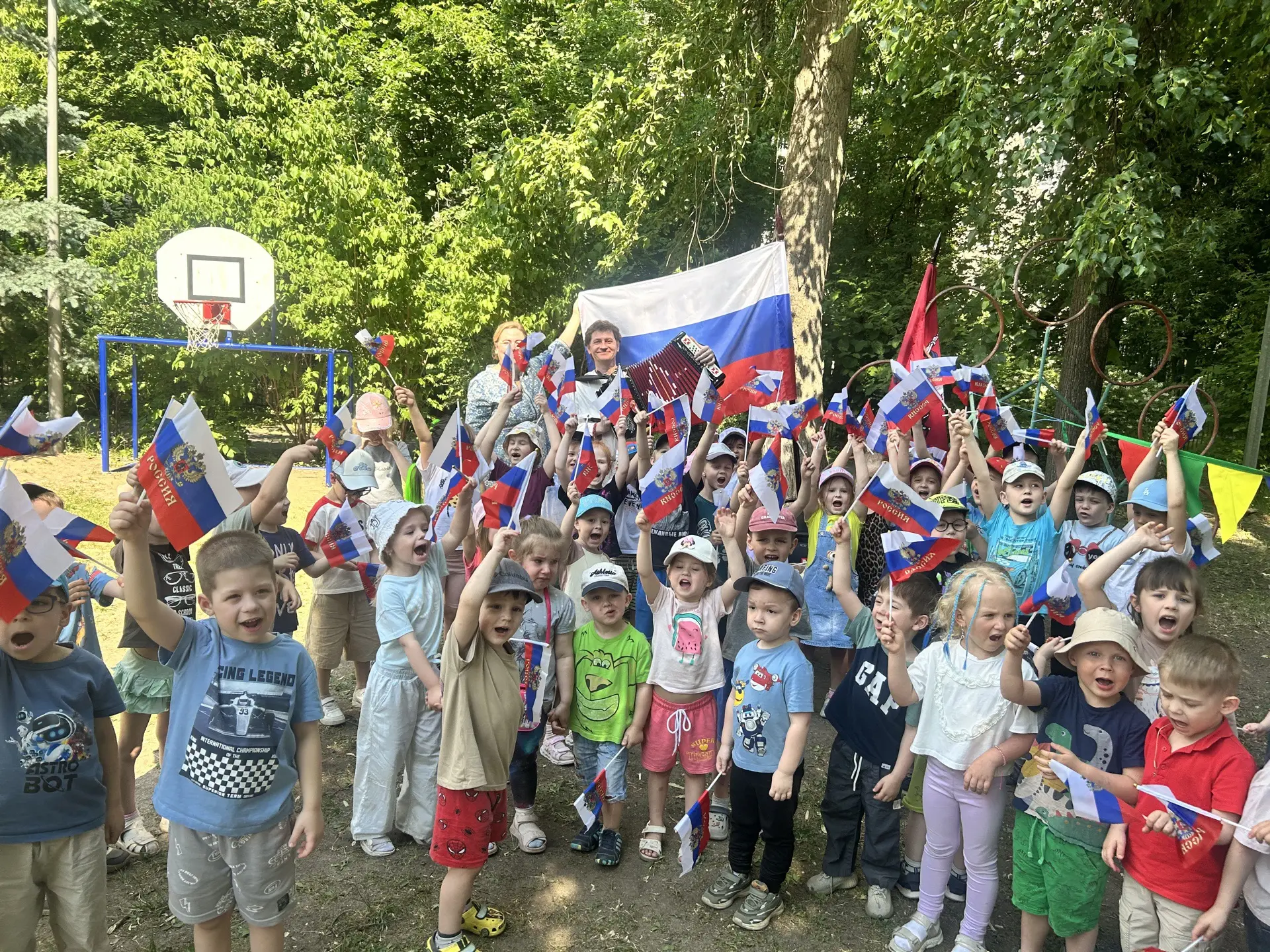 🌟 День России в дошкольном отделении! 

🙌🏻 В нашем дошкольном отделении по адресу: ул. Винницкая,