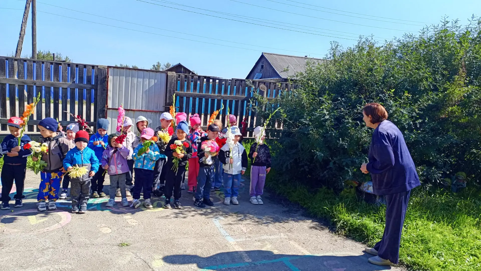 🏫 Торжественная линейка открыла новый учебный год в нашем детском саду. Традиционно пр...