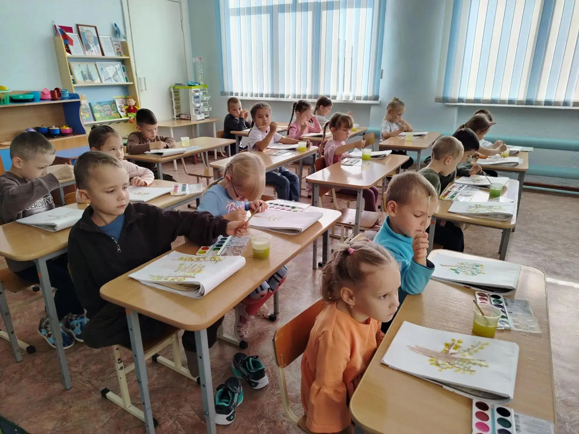 Сегодня воспитанники старшей группы "Солнышко 🌞 "отправились в настоящую сказку!