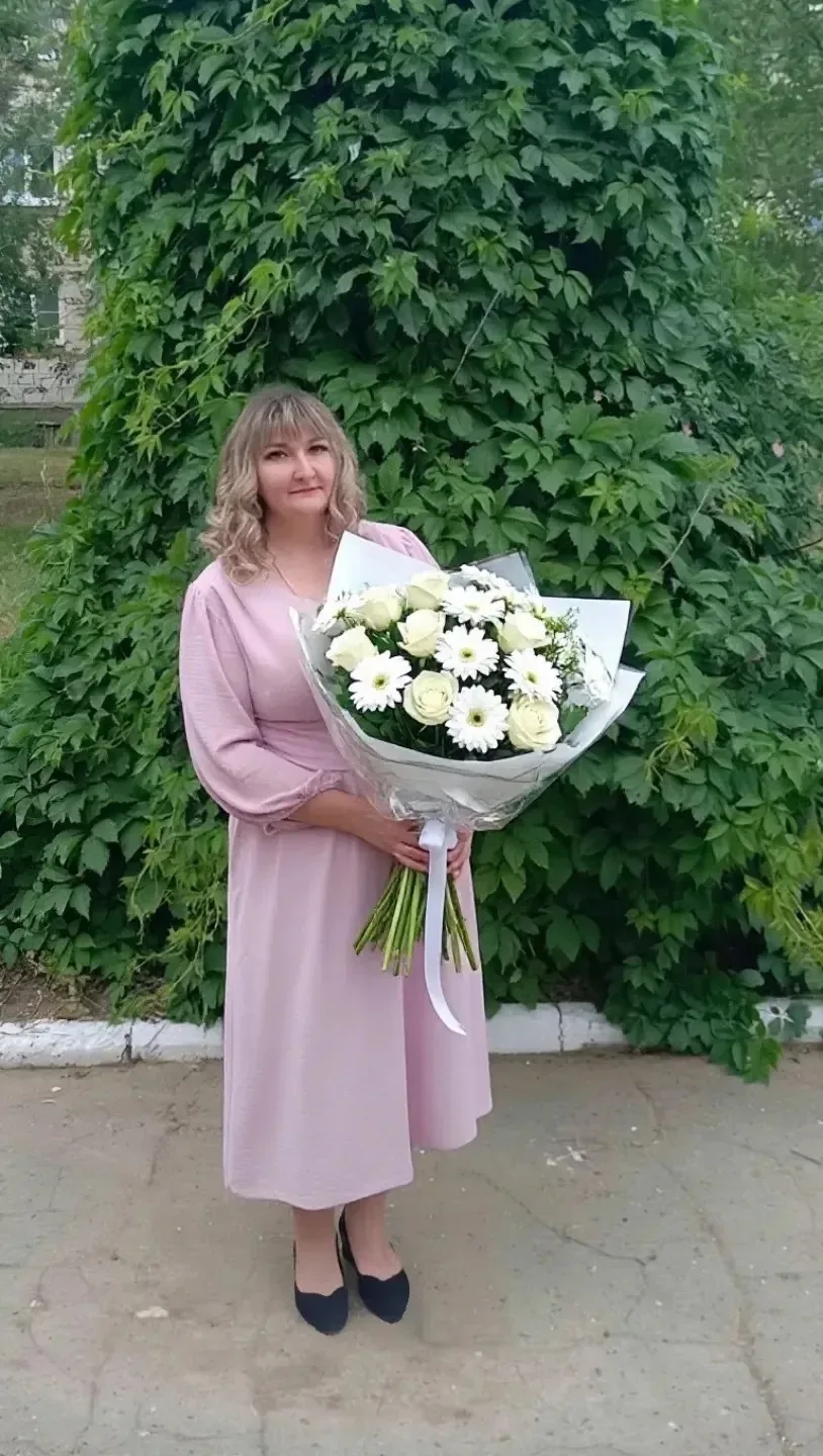 🎉 Ура!Ура! 😊 У нас еще одна прекрасная новость!

🏆Сегодня мы хотим от всего сердца поздравить Юли