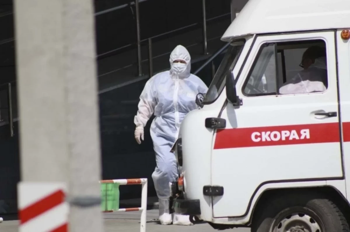 Самарская поликлиника получит противочумные костюмы
