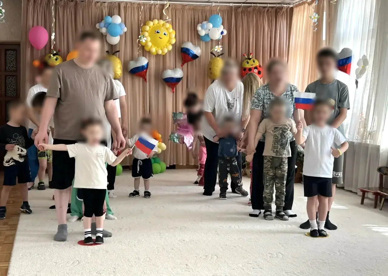🇷🇺Весёлые старты ко Дню России

В преддверии Дня России в нашем социально-реабилитационном центре 