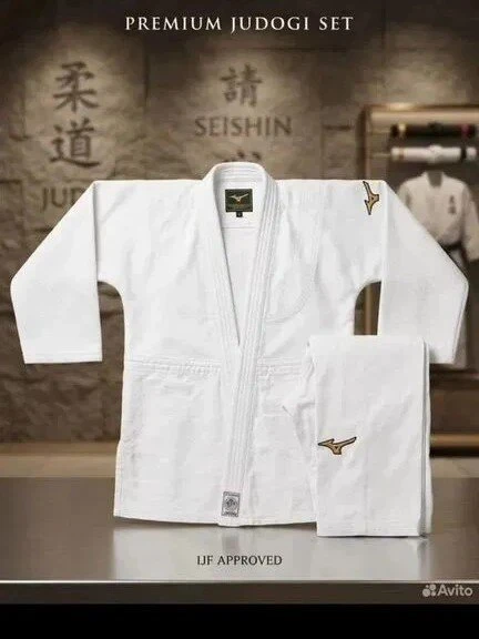 Продаю кимоно Mizuno—оригинал. Состояние отличное: носил всего 2 недели, стало мало, по...