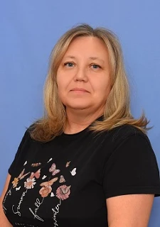 А ещё сегодня у нас двойной повод для радости, ведь сегодня у нас две именинницы!!!🎉
И мы спешим по