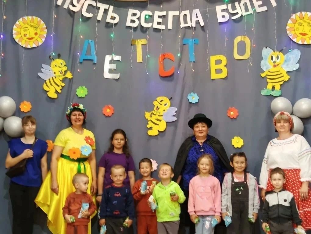 ☀️1 июня, в Международный день защиты детей, Новорепинские учреждения культуры подарили...