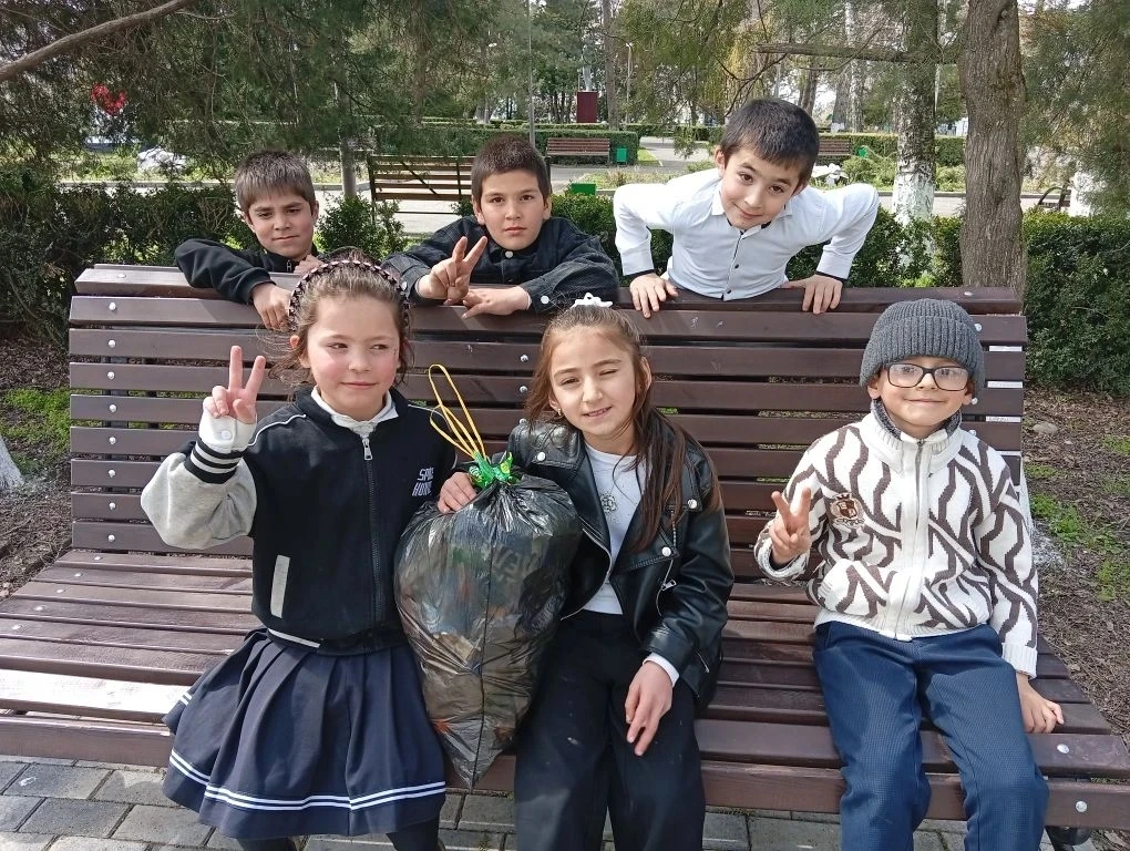 Мы за чистую планету: наша школа присоединилась к акции "Зелёная весна!"🌱 🌷🌳

✅В преддверии Всеми