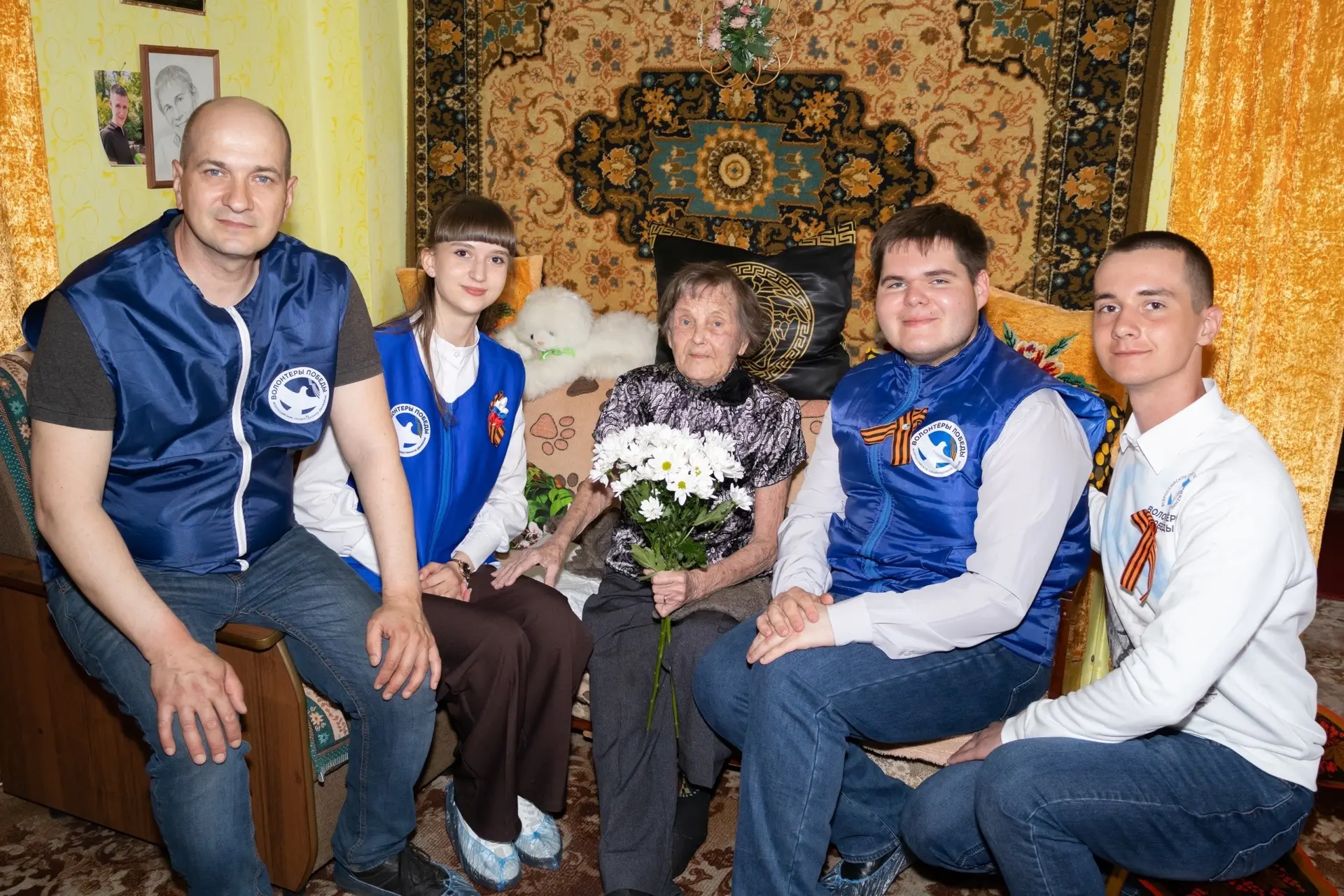 В этот день никто не остался без внимания 🙌🏼  Волонтёры Победы Челябинской области навестили фронтов