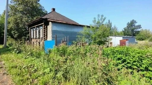 Из-за реконструкции улицы дом идет под снос, суд назначил выкупную цену, но на эти день...