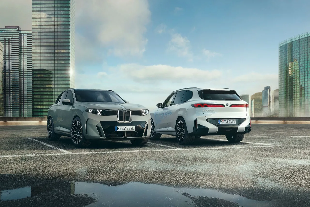 Эпоха "Бумера" ушла: новая BMW X5 стала умнее, но потеряла дерзость.

Мировые автоновости гремят заг