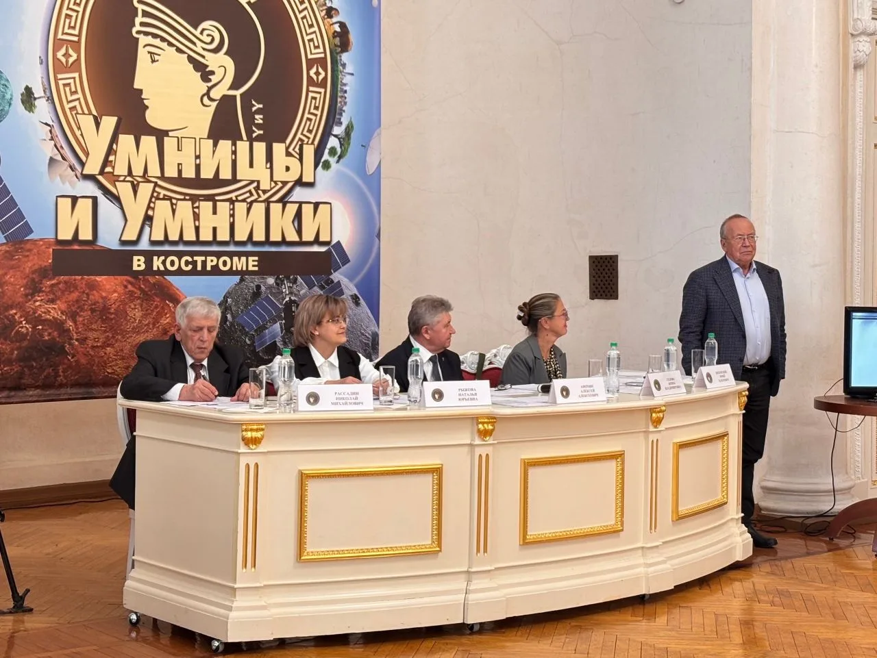 Поздравляем Гончара Ярослава обучающегося Расловской школы!