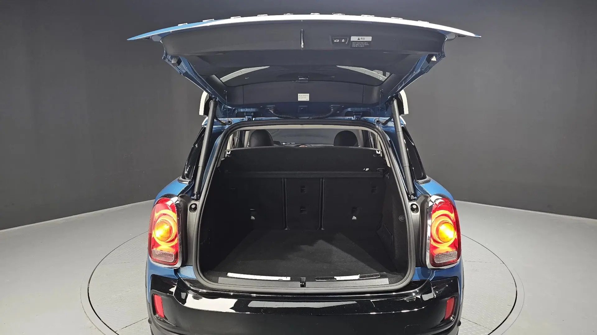 ДОСТУПЕН К ПОКУПКЕ  🇰🇷🔥MINI Countryman HIGH 2nd  🚀HIGH — это богатая премиальная комплектация компак