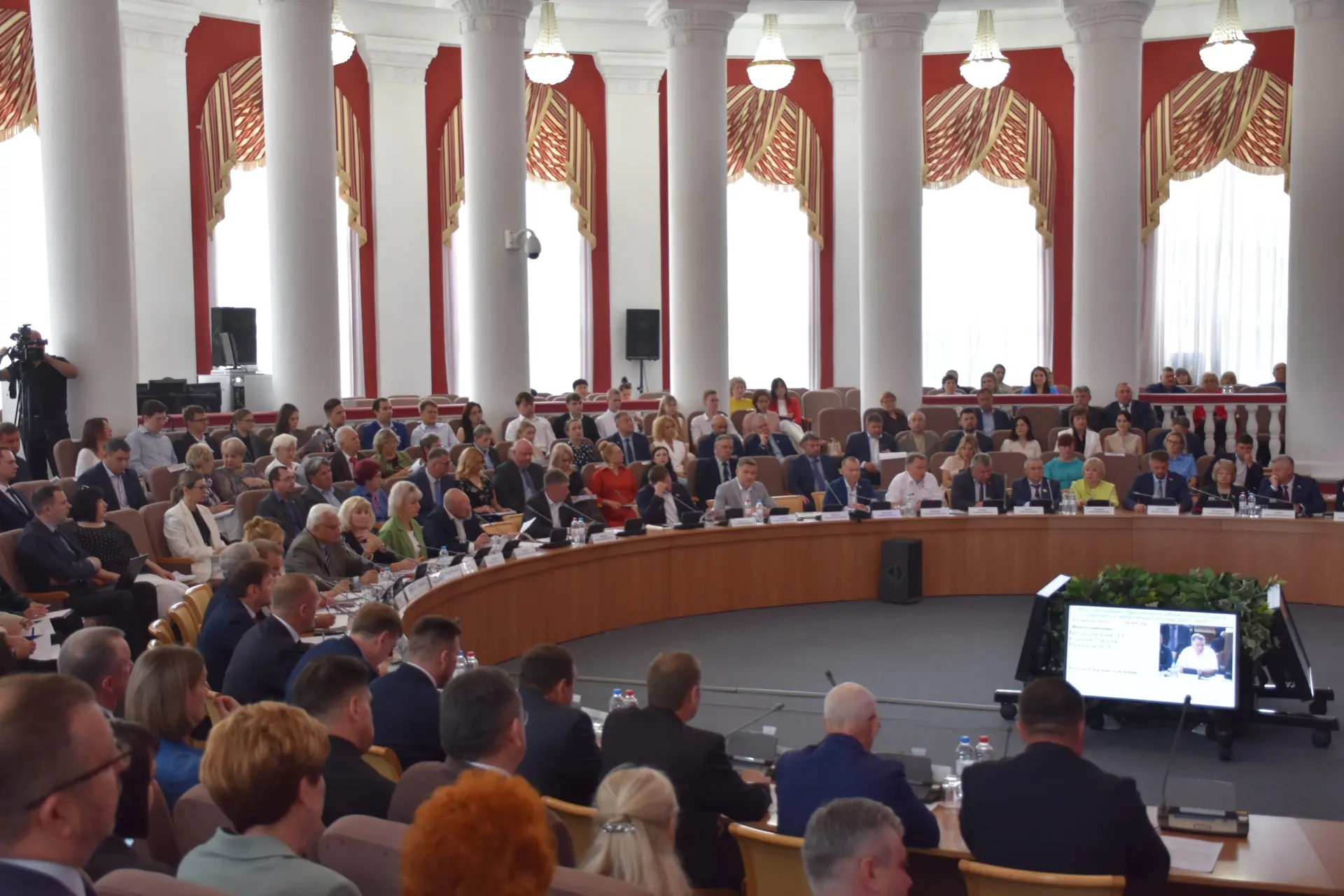 ❗19 июня 2026 года состоялось 55-е заседание Орловского областного Совета народных депутатов. 

В за