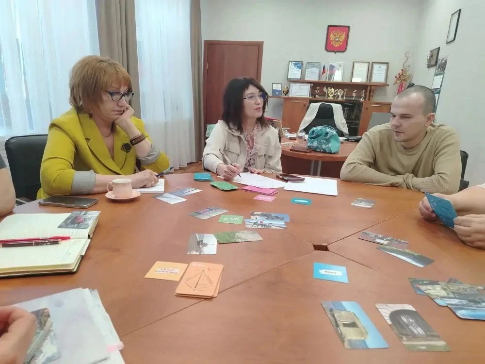 2 апреля педагогический коллектив и административная команда #tltschool26 приняли участие в тренинге