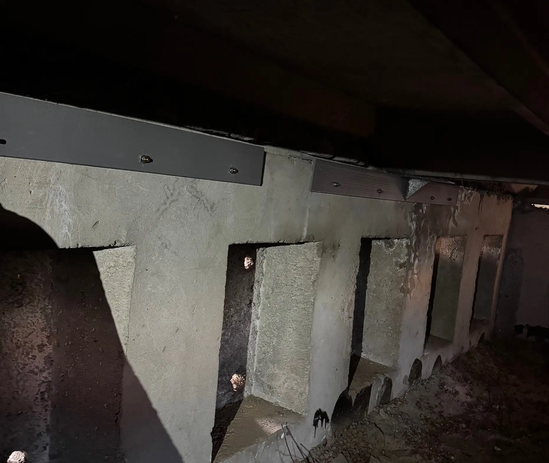 🏠 Подрядная организация ООО «Вентура» завершила капитальный ремонт крыши пятиэтажного ...