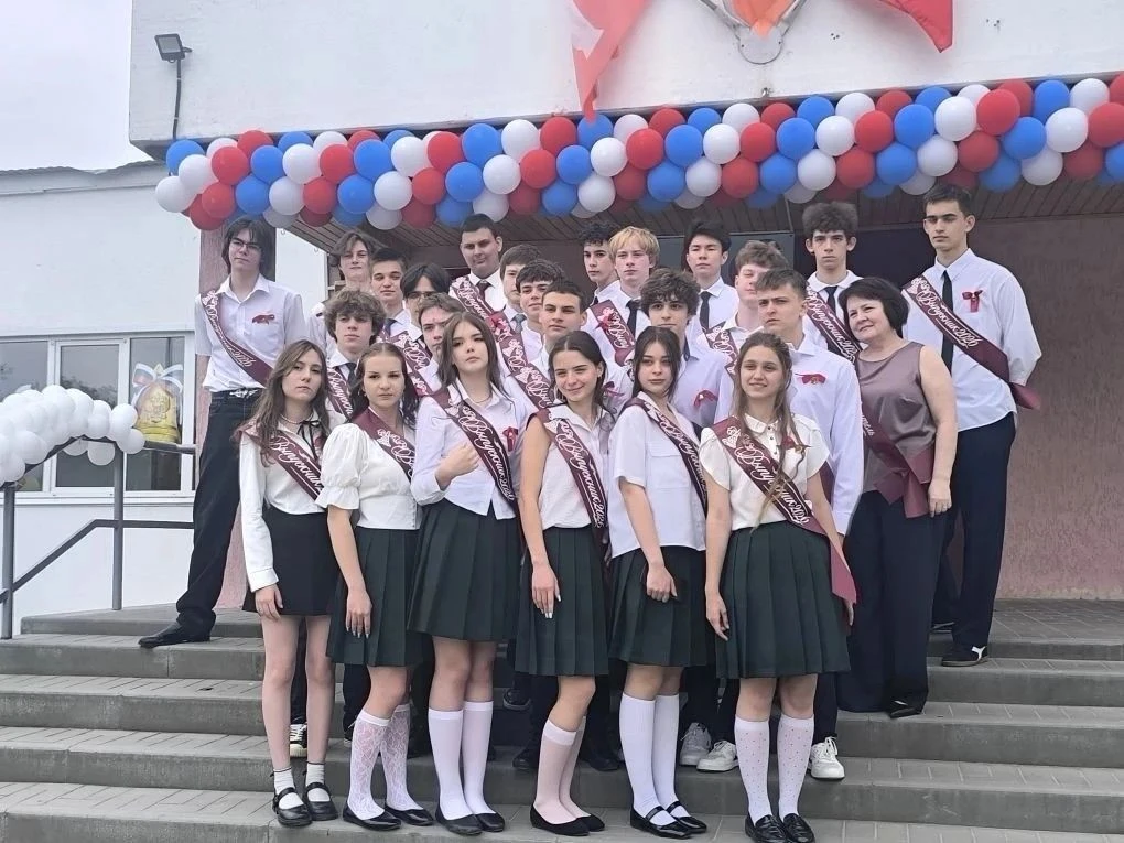 Продолжаем делиться достижениями наших обучающихся📢📢📢.
Все одиннадцатиклассники успешно преодолел