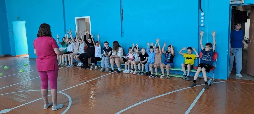 3 июня в ЛОЛ  «Вокруг света» прошёл марафон добрых дел «Твори добро». Мероприятие было ...
