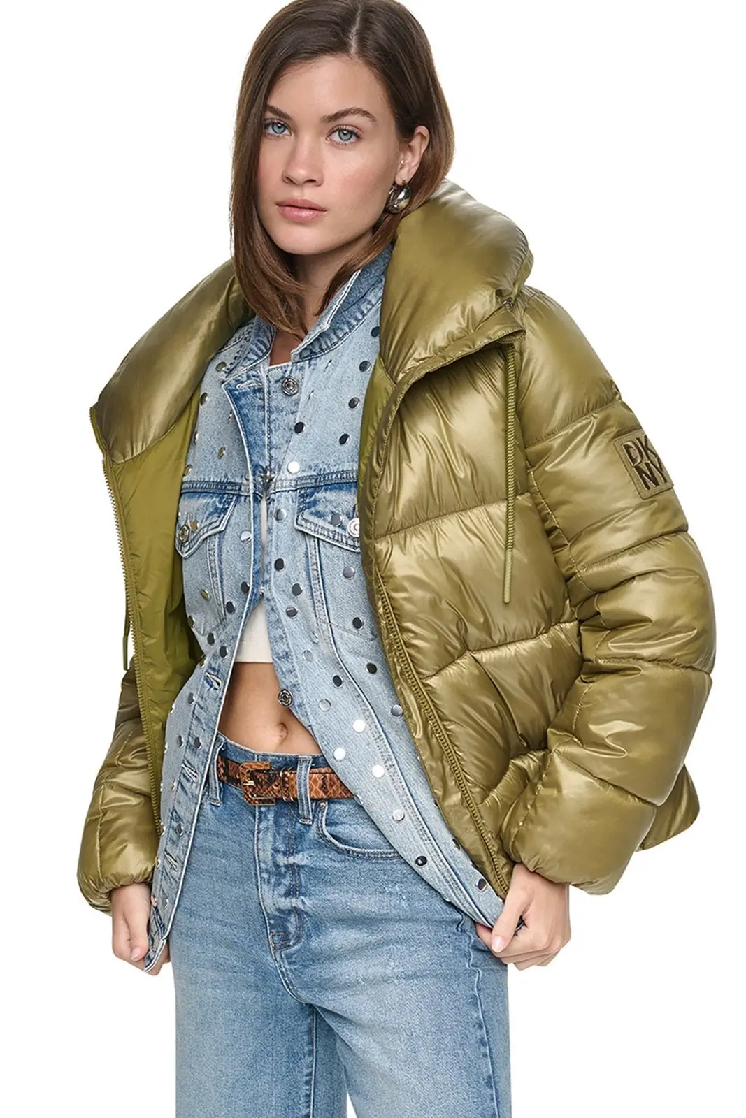 Женские куртки от DKNY
