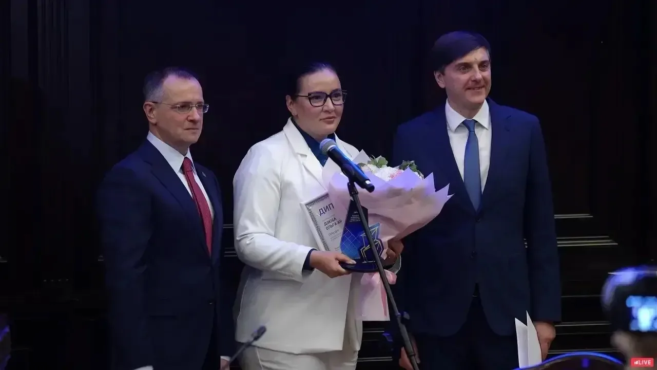 🏆 Сильные люди Севера: Ольга Дзюба – в числе лучших директоров школ России