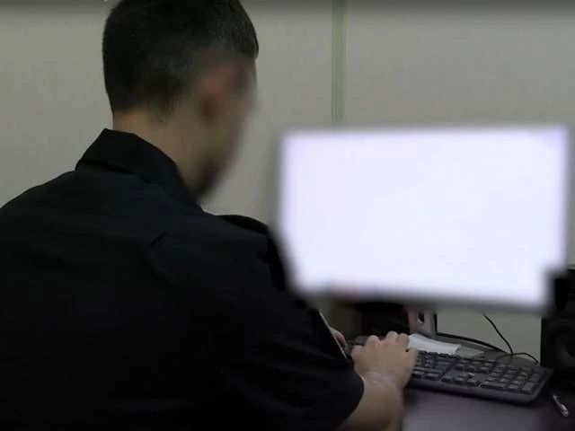 Полиция задержала жителя Ждановки за распространение порнографический материалов (видео)