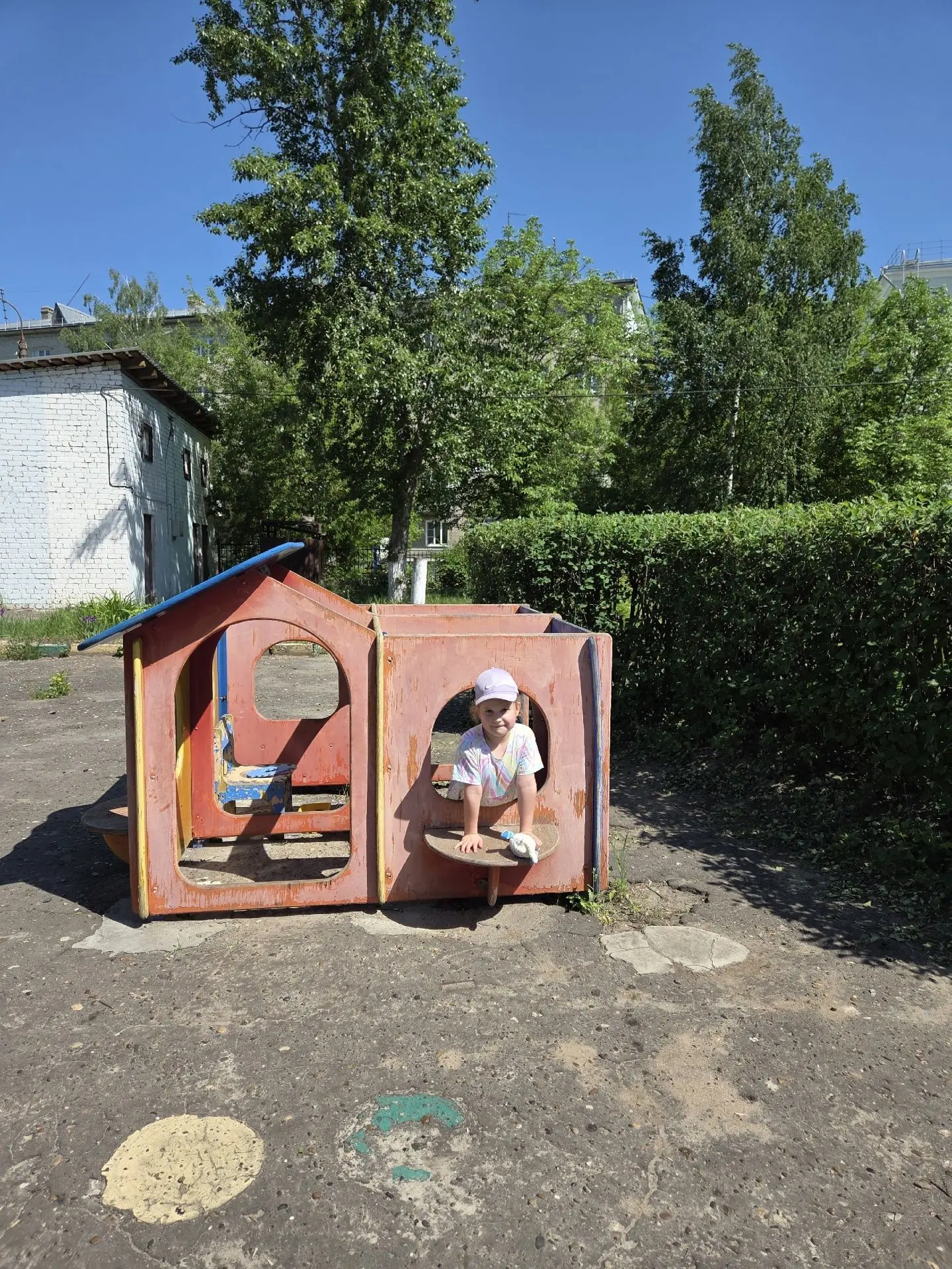 Сегодня – наша последняя прогулка в этом удивительном составе. Завтра, 22 мая, наших до...