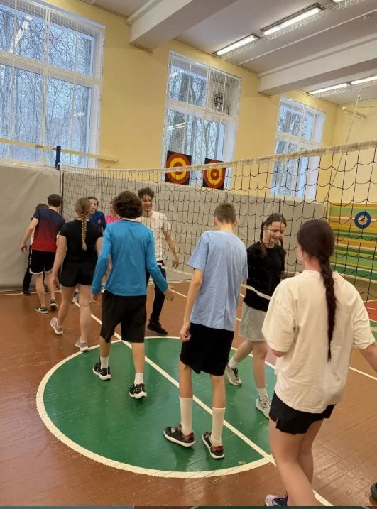 В честь Дня защитника Отечества наш спортивный зал превратился в арену спортивных дости...