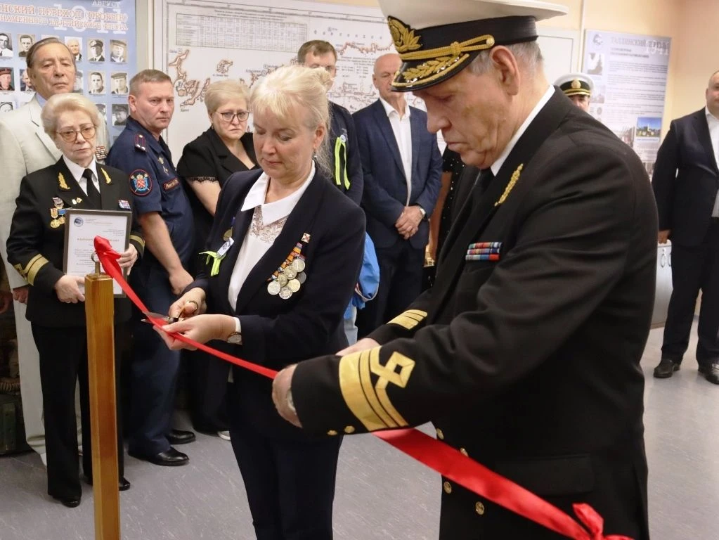 ⚓В Морской технической академии имени адмирала Д.Н. Сенявина открылась экспозиция, посв...
