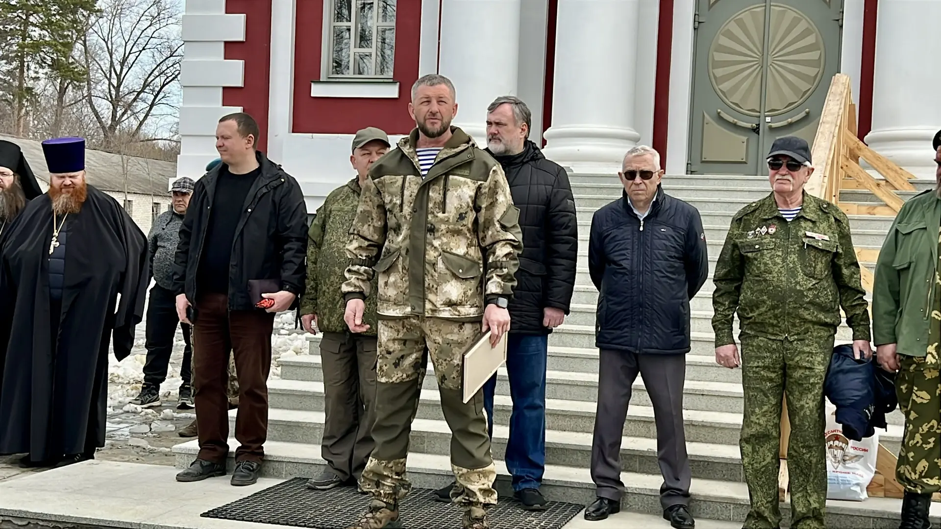 🎗️28 марта воспитанники юнармейского отряда «Юный десантник» имени Героя России Андрея Владимировича