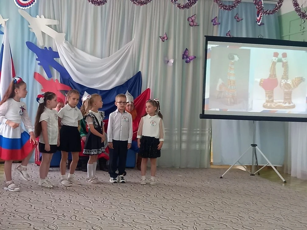 12 июня в нашей стране отмечается День России. Этот праздник приурочен к историческому событию, 12 и