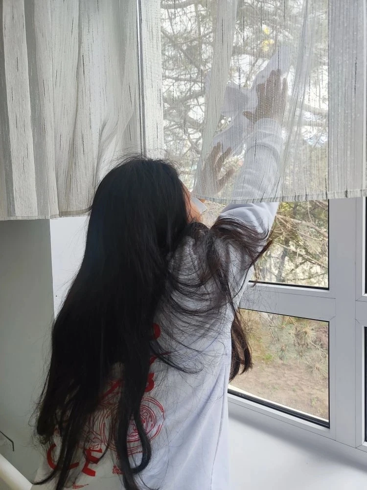 🏅 Движение Первых и Юнармия — вместе украсили школу!  Активисты Движения Первых и Юнармии присоедини