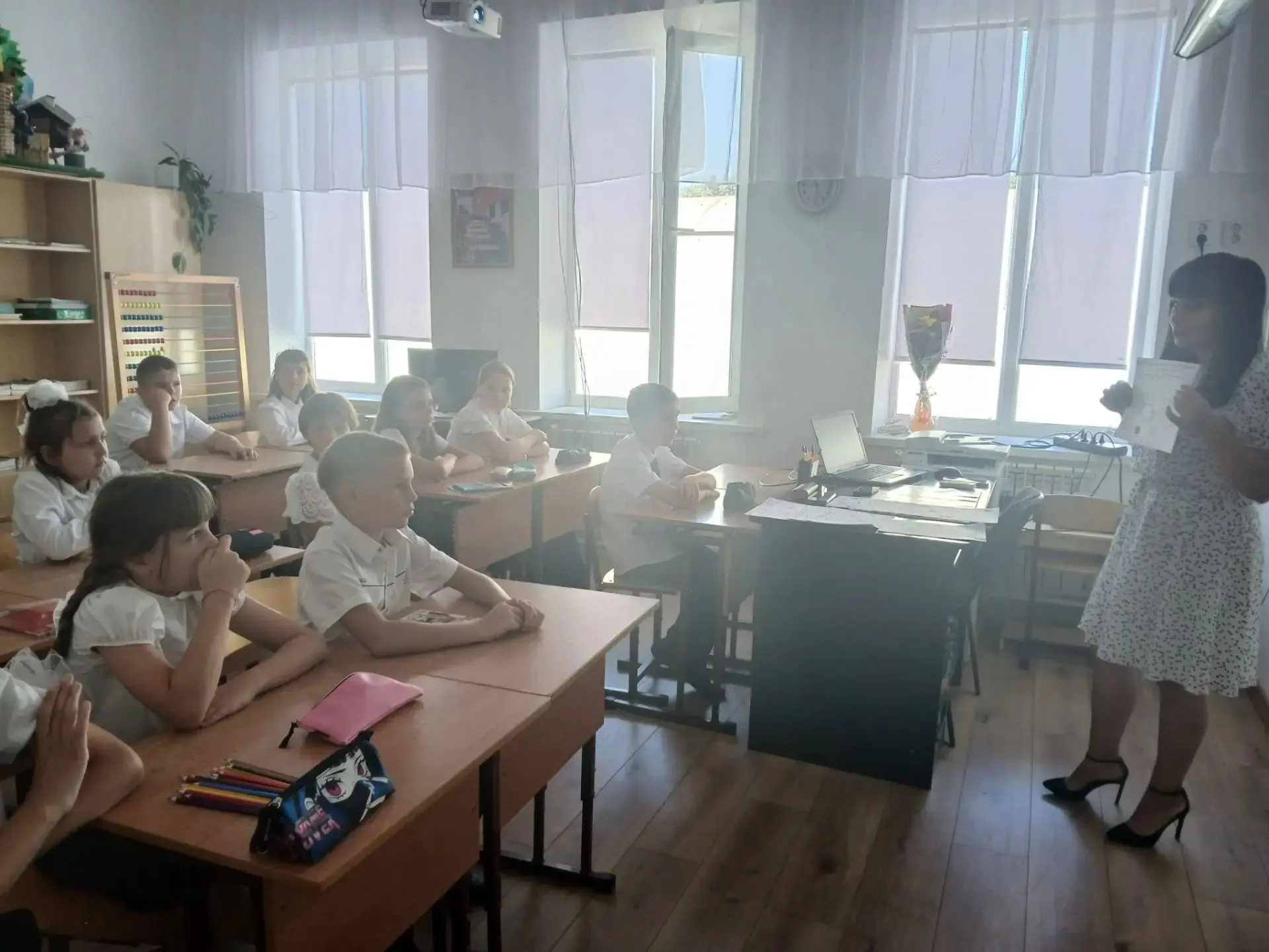 Вчера по всей стране прошли первые в этом учебном году «Разговоры о важном»! 🇷🇺✨