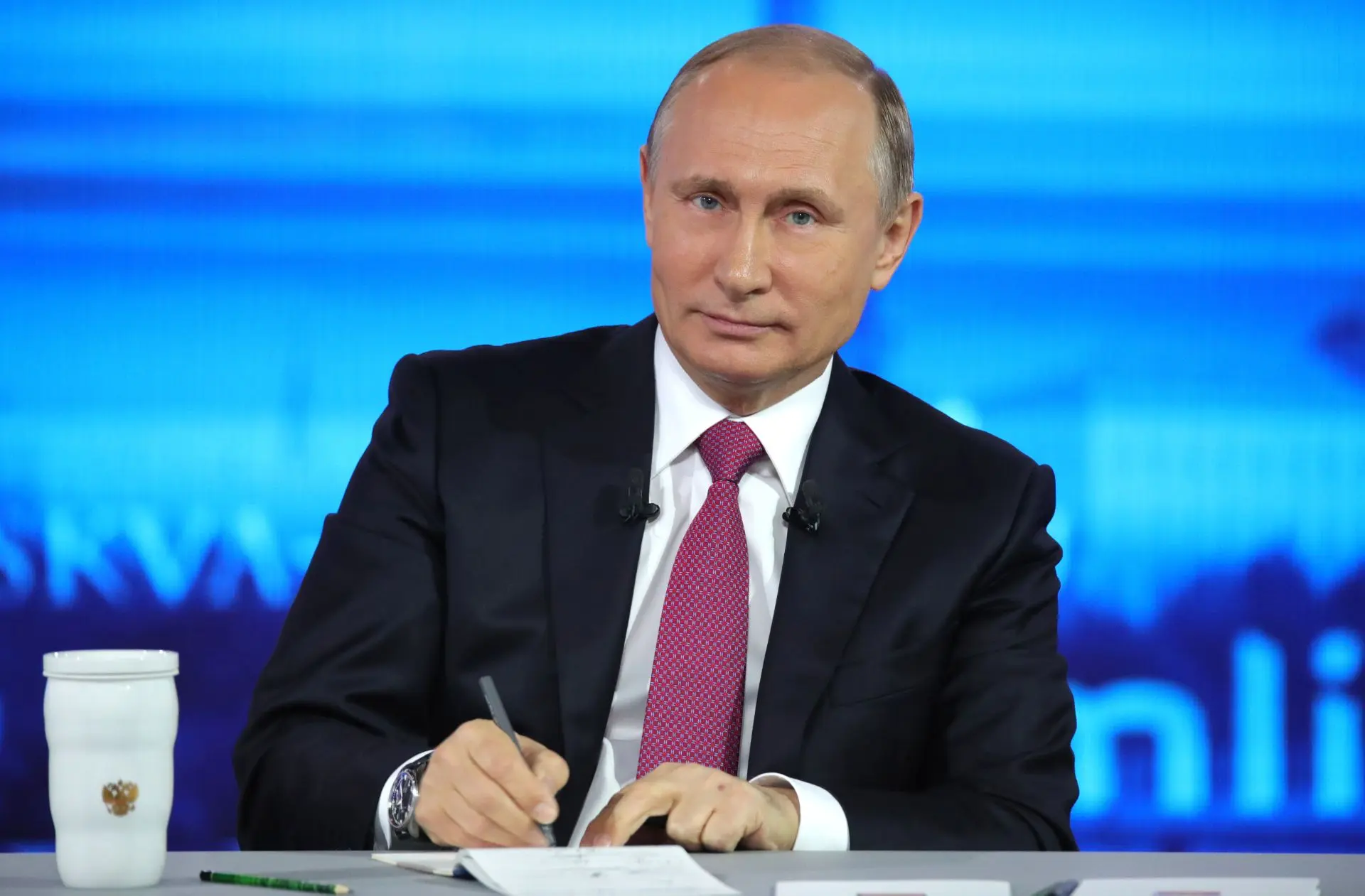 Сегодня день рождения Президента России и лидера партии Единая Россия - Владимира Влади...