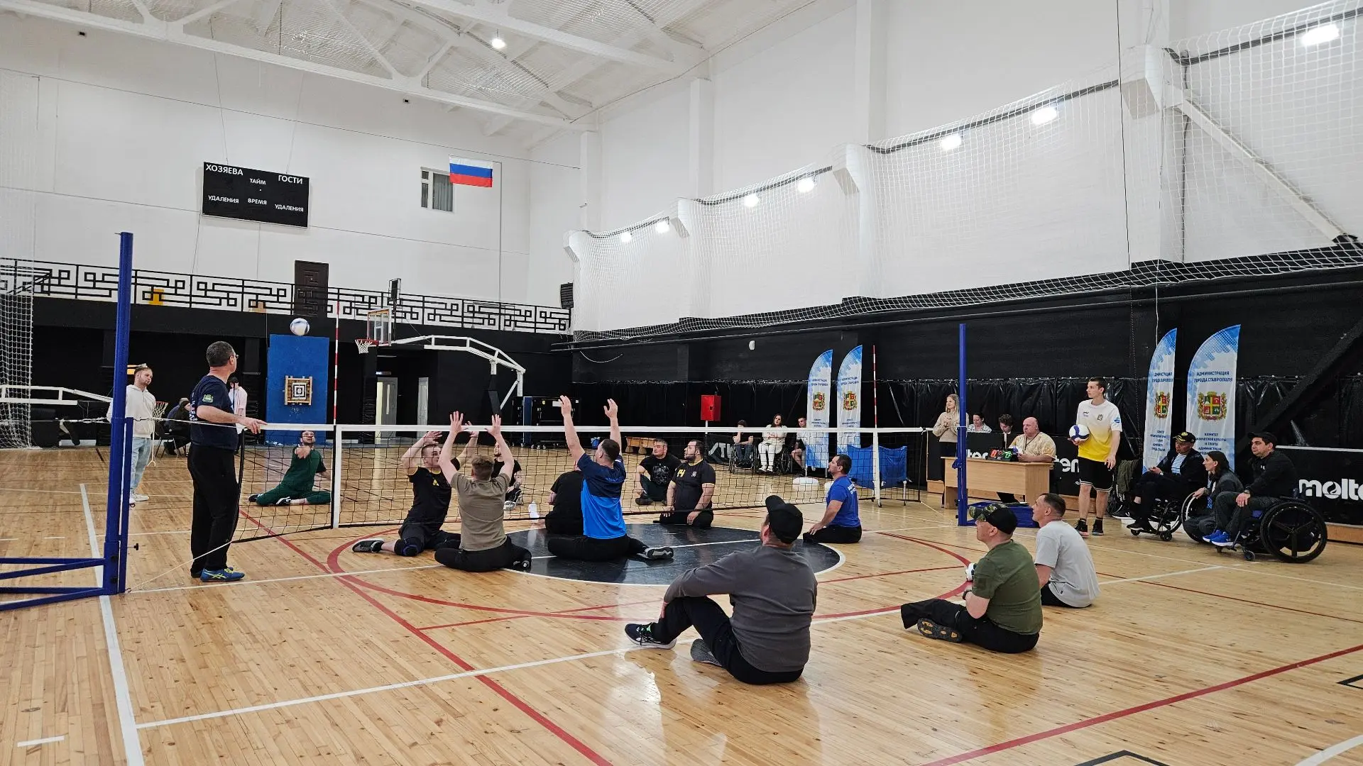💪 Настоящие герои на спортивной арене!

Сегодня на базе нашего учреждения кипят спортивные страсти: