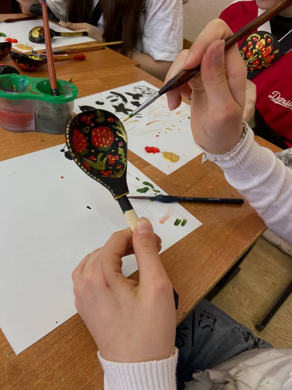 🇷🇺21 февраля - День народных промыслов! 🎨🌸 В этот день распахнул свои двери Город мастеров, и каждый