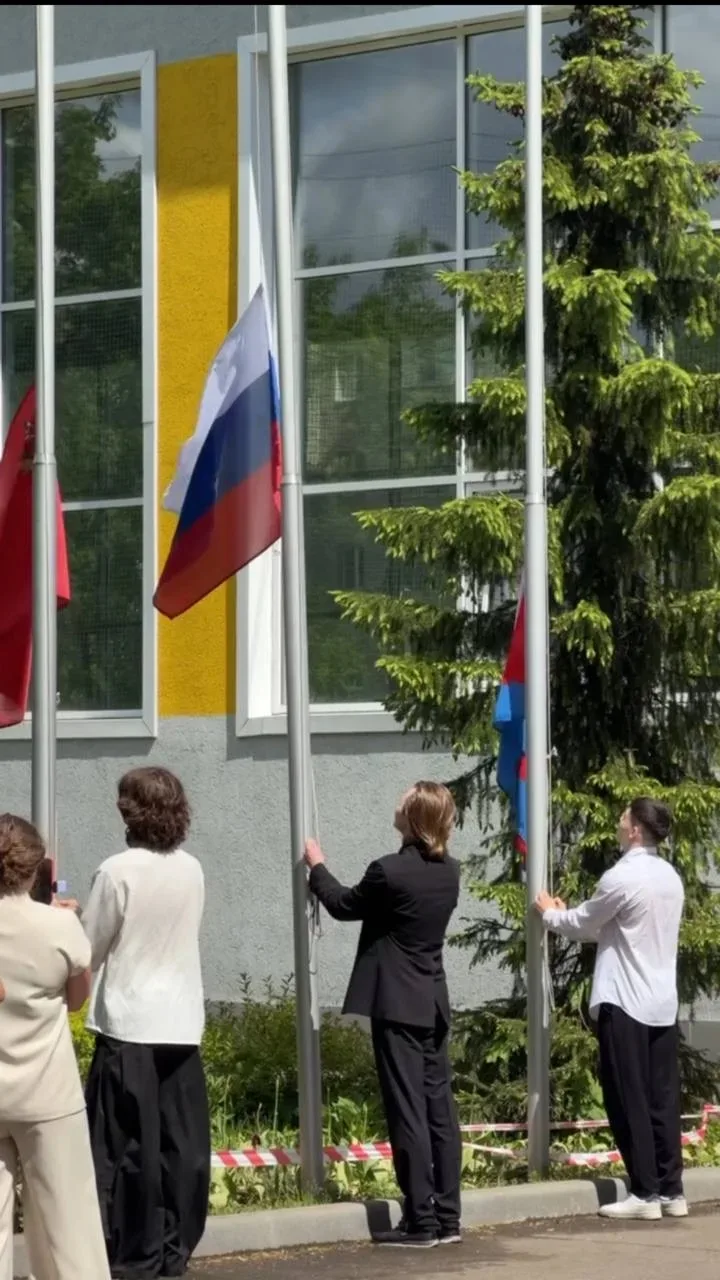 Последняя школьная симфония: Звонок прощания и первый шаг во взрослую жизнь