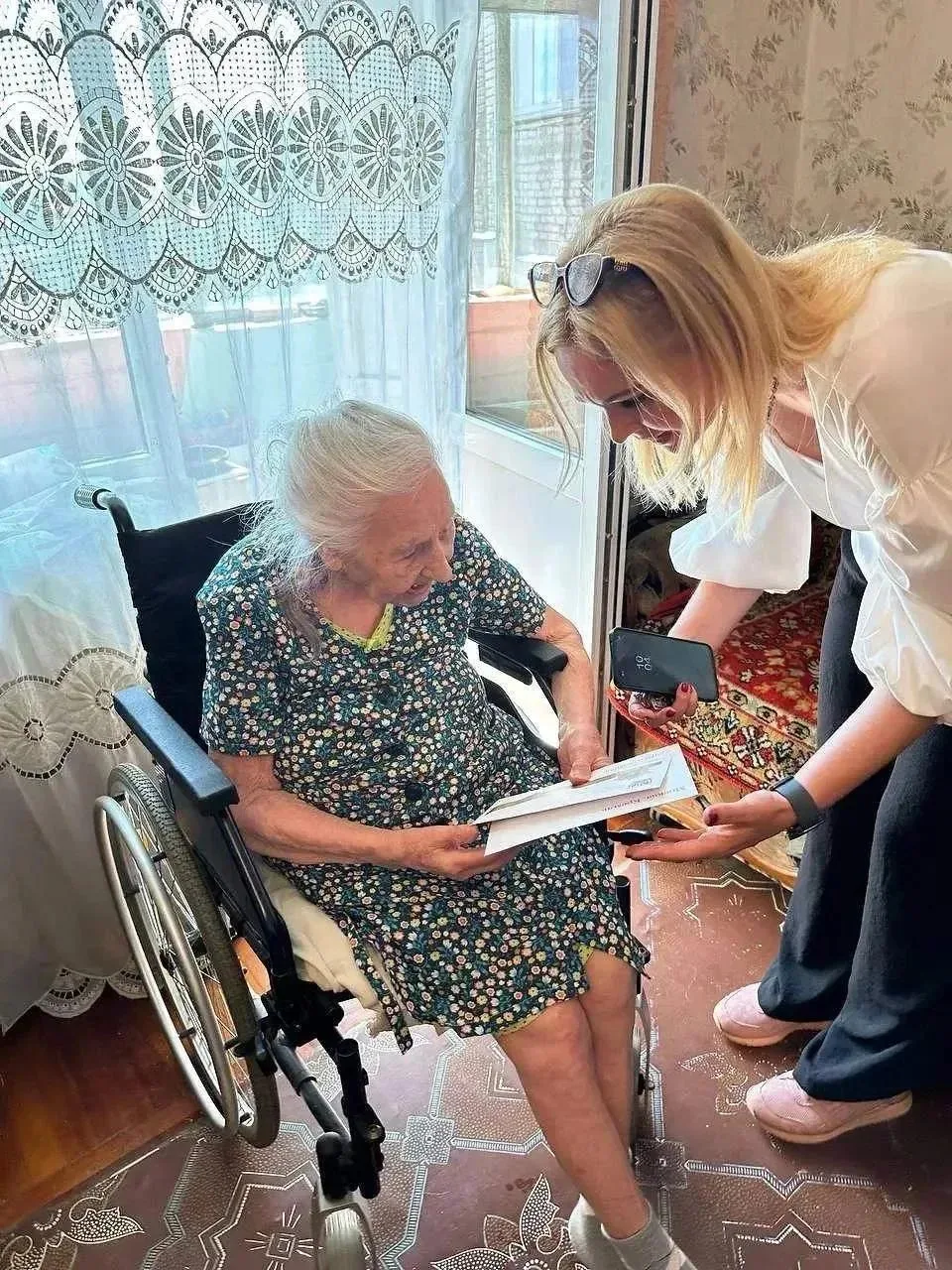 Почетному гражданину города Ростова-на-Дону – участнику Великой Отечественной войны, жителю Первомай